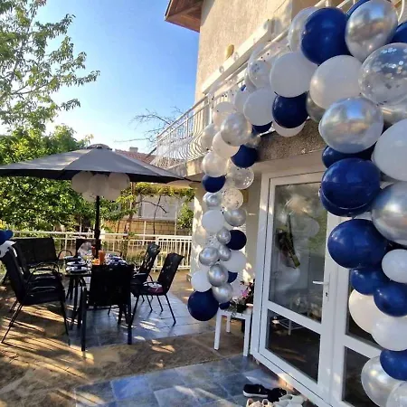 Maximiliyan アルベナ